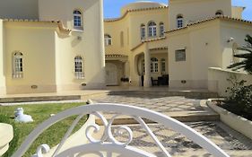 Villa Moments - Guest House